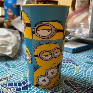 Minions cup (NWOT)